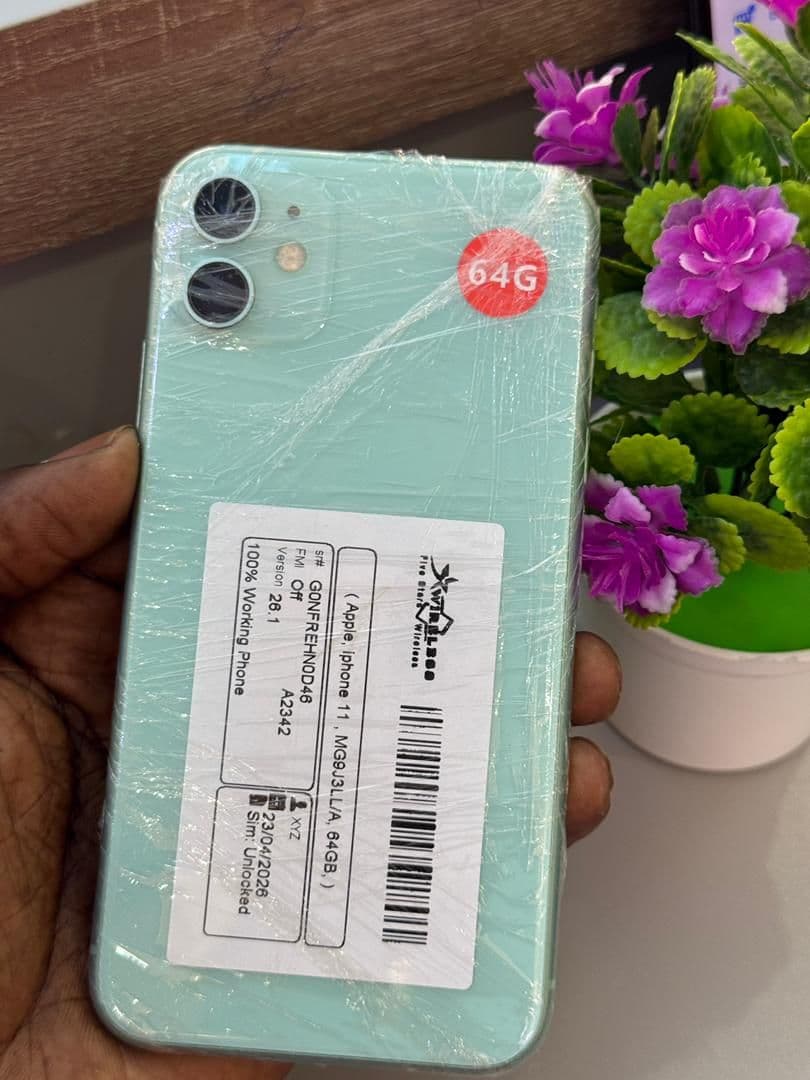 IPHONE 11 64 GB