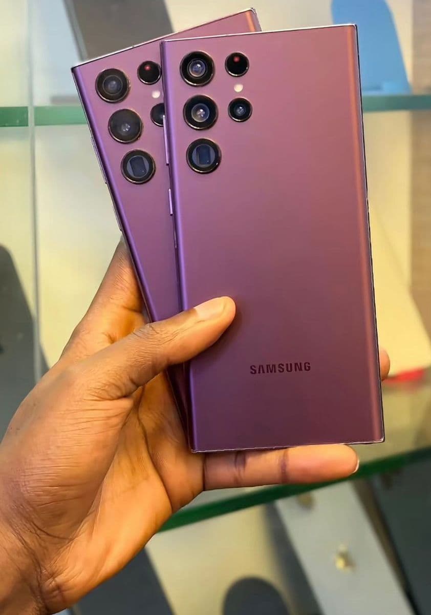 SAMSUNG GLAXYS22 utltra 18GB 2