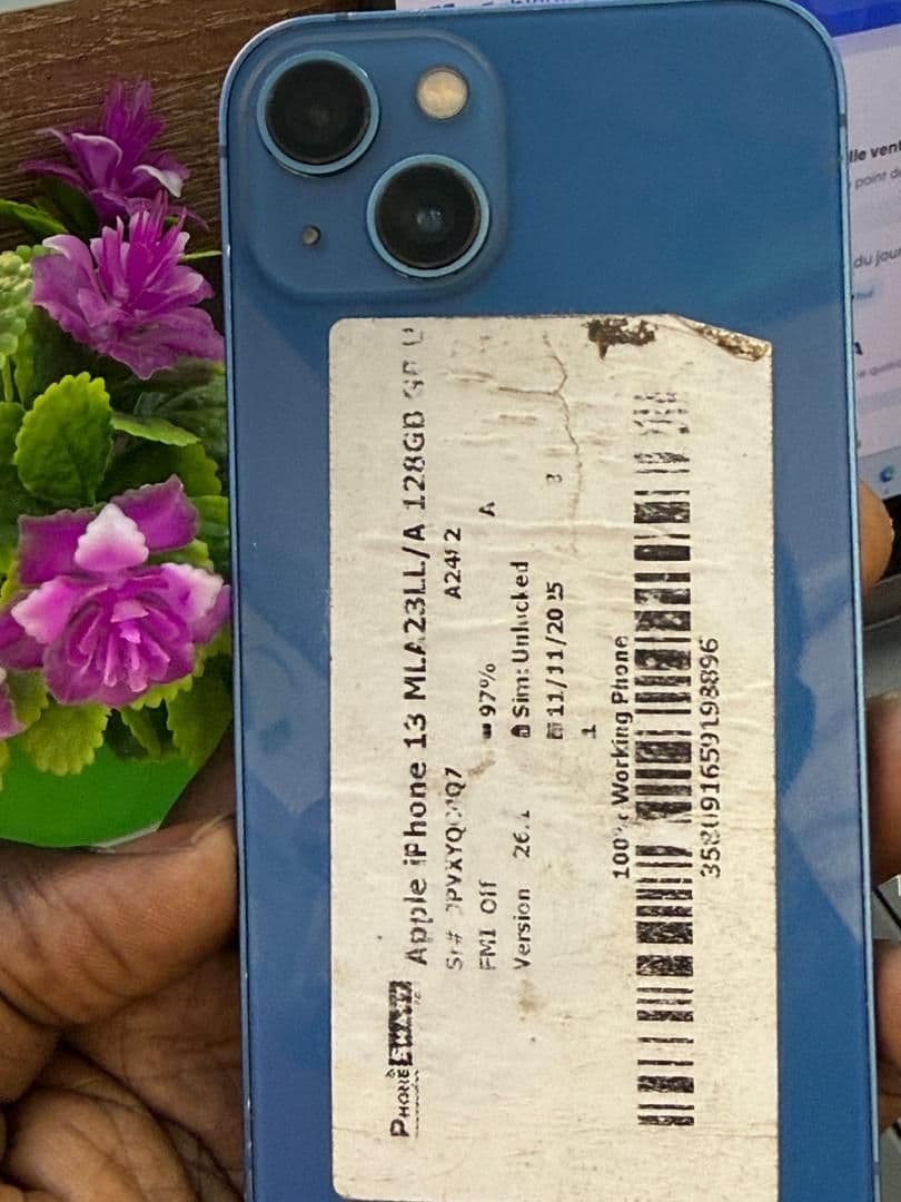 DEUX SEM MAIN IPHONE 13 128 GB